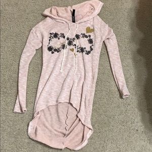 “Love” knit sweatshirt